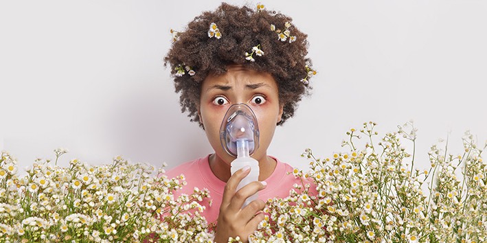 Mulher com alergia Mulher com alergia